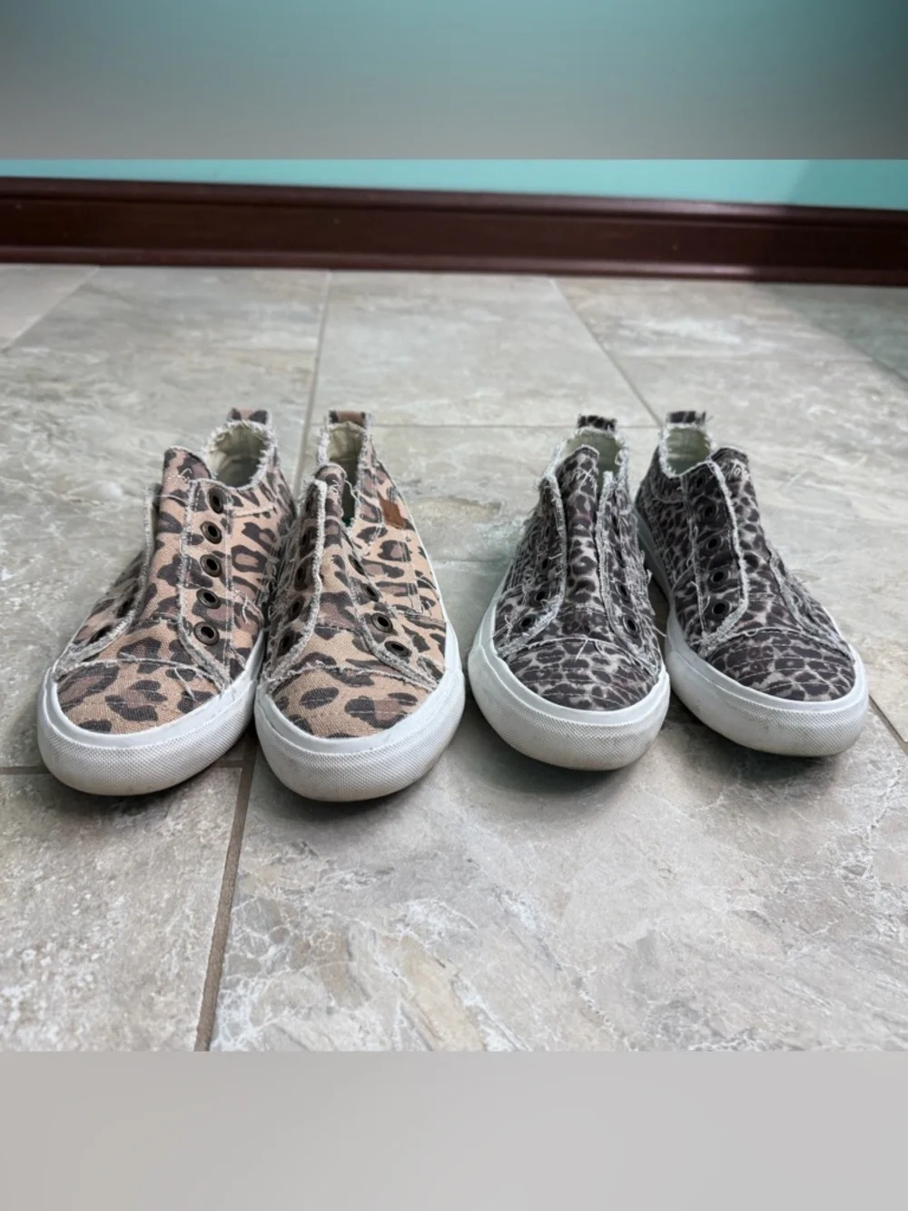 Women’s Blowfish Malibu Animal Leopard Print Canvas Sneakers - Picture 2 of 12